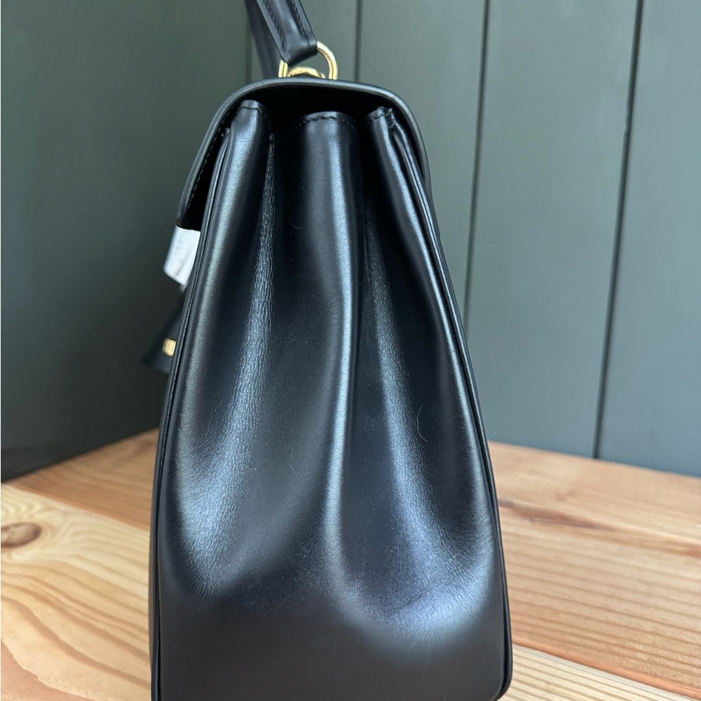 Celine handbag CLASSIQUE 16 BAG IN SATINATED CALFSKIN - Picture 11 of 16